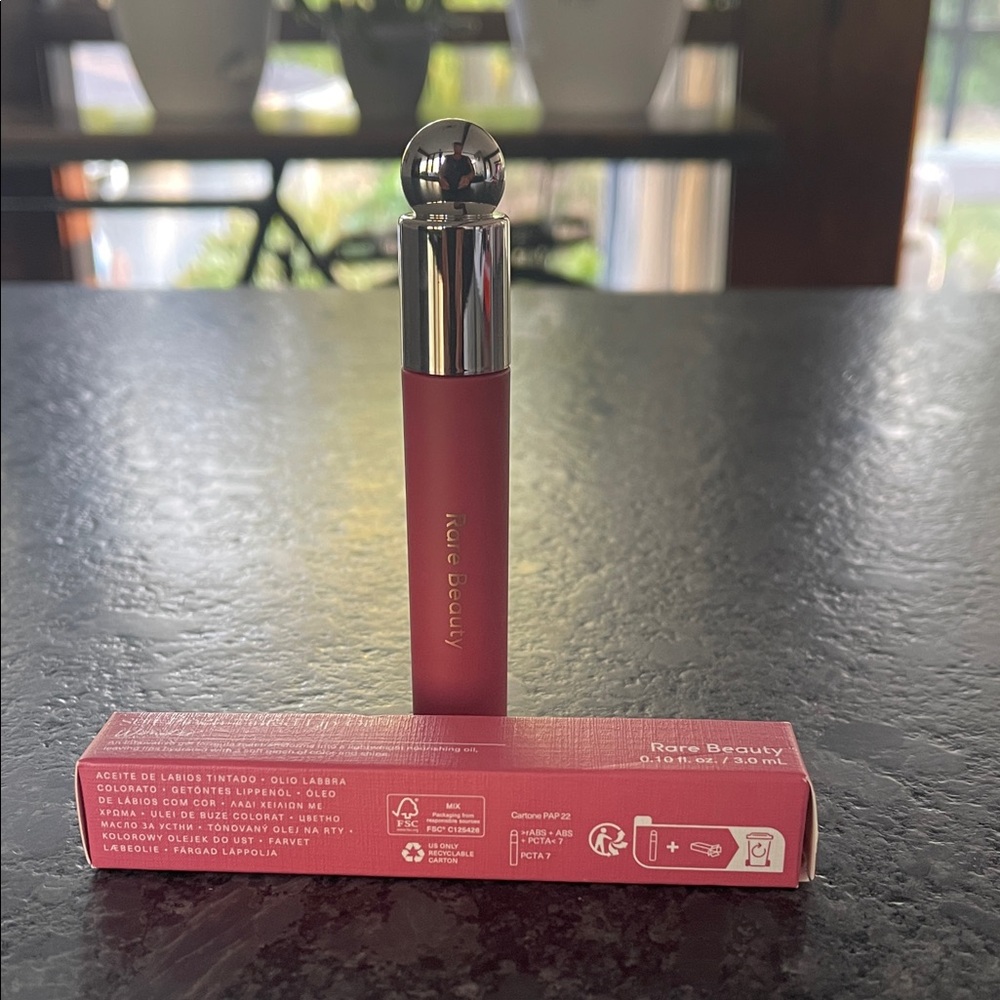 Rare Beauty Soft Pinch Tinted Lip Oil in Wonder, a rose mauve shade - Picture 4 of 5